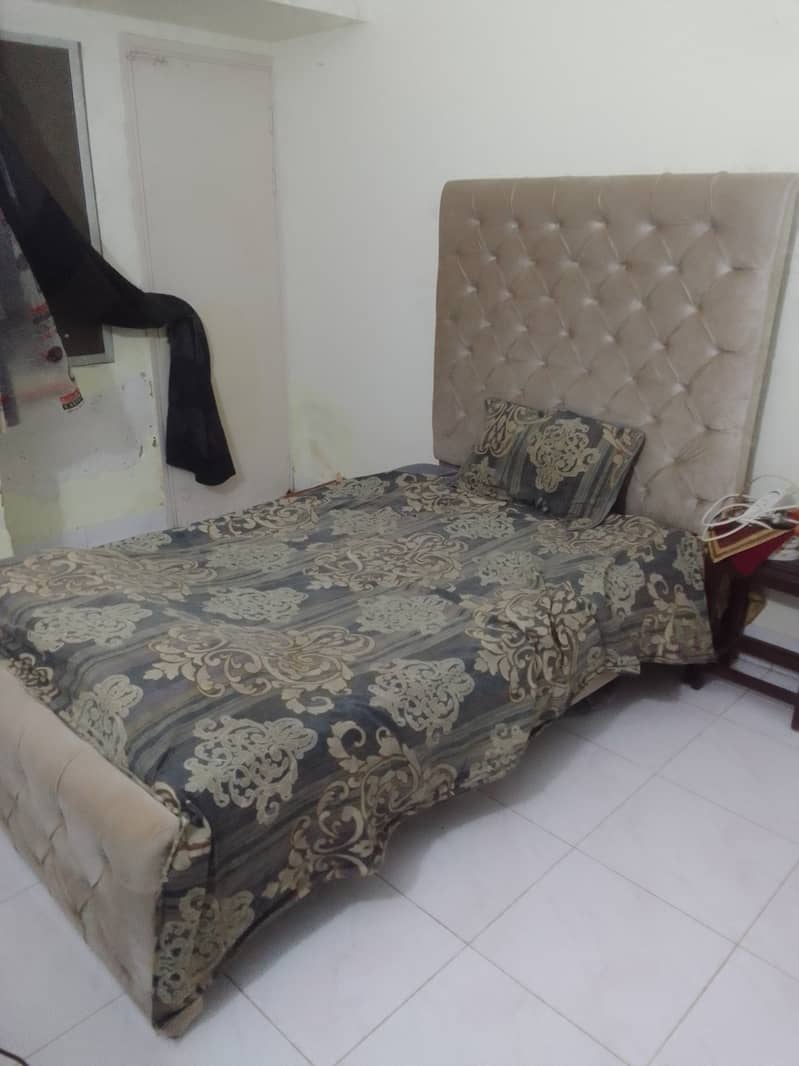 Luxury bed with mattress 5