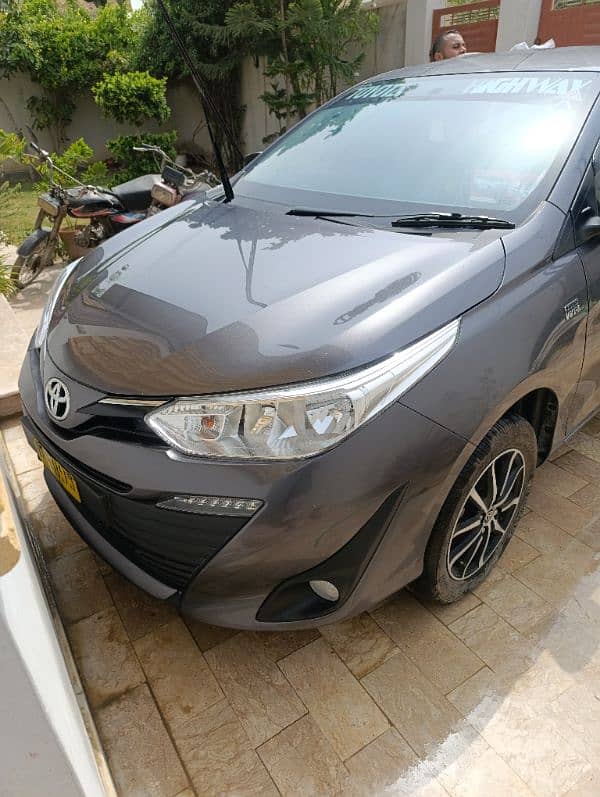 Toyota Yaris 2021 1.5 CVT ATIV X only 3K km driven car 6