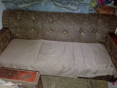 5 seter sofa set good condition