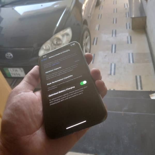 Iphone X 64 GB (Factory Unlocked) 3