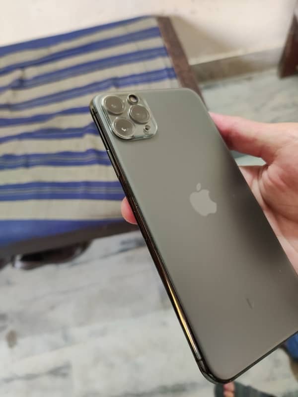 iPhone 11 Pro Max 256gb non pta 2