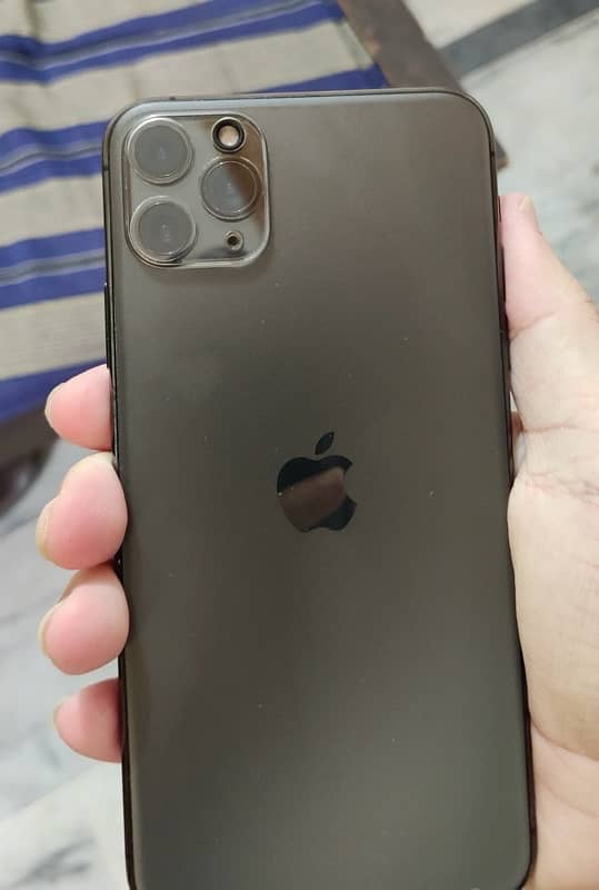 iPhone 11 Pro Max 256gb non pta 4