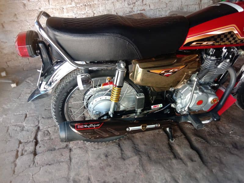 salf Honda 125  rabta no 0344 4480956 2