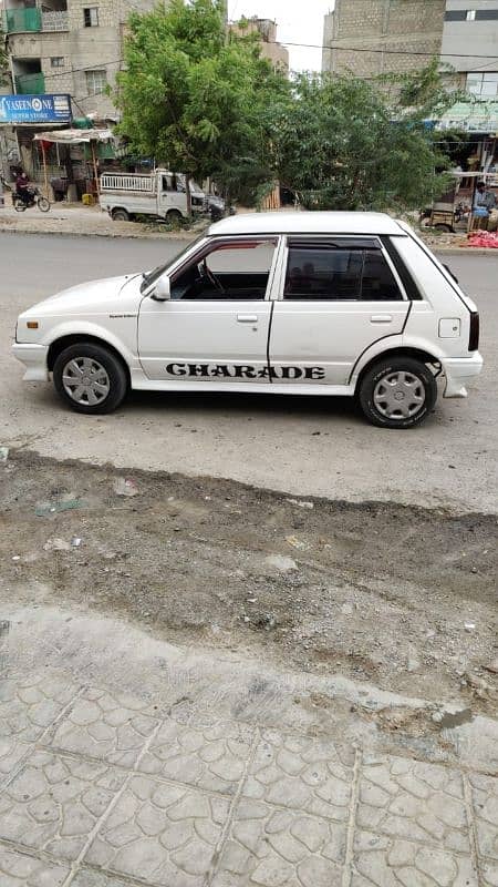 Daihatsu Charade 1984 2