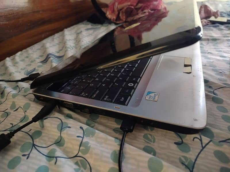 Samsung laptop 4 gb 278 gb 16 inches 3