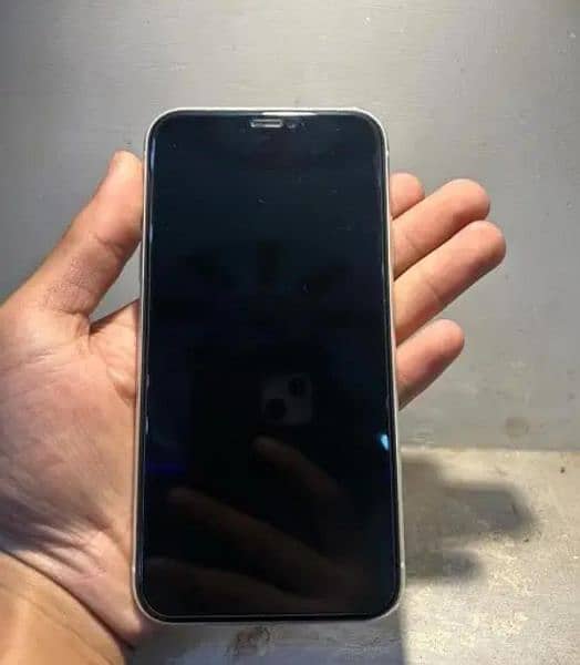 iphone 11jv white 100 health 64 gb 10/10 sim time available 1