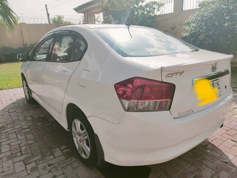 Honda City 1.3 IVTEC 2014 1