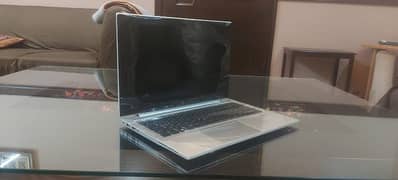 Hp EliteBook 840 G7
. i5 10th Generation