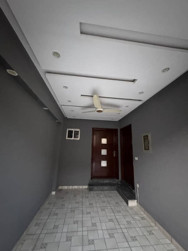 5 marls house for sale in paragon city lahore 2