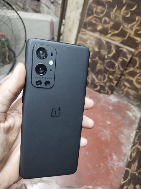 OnePlus 9pro 12GB 256GB minor shade dott hai Global 2 sim PTA approved 5