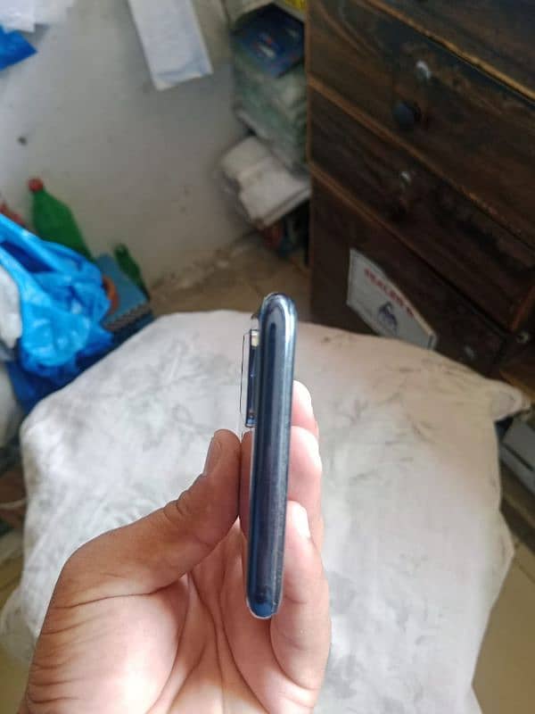 oppo f19 3