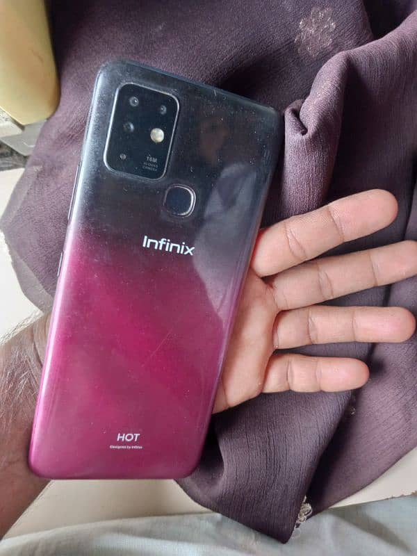 Infinix hot 10 6 128 5