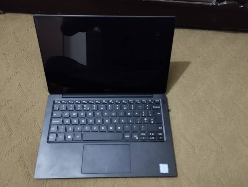 Dell xps 9370 i7 8th gen 1