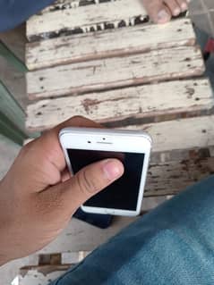 iPhone 7 32gb PTA Approved