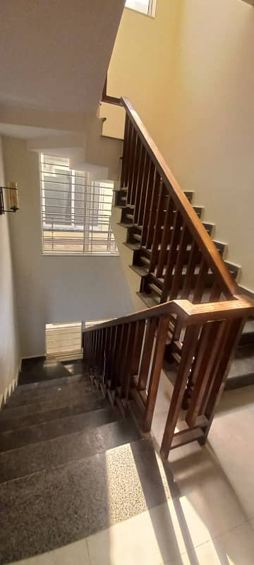 10 Marla double storey corner house available for rent 2