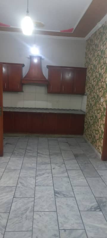 Single story house for sale in wakeel colony with all facilities 2