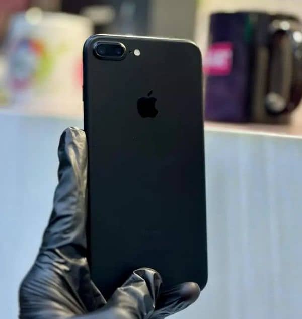 iPhone 7 in only 12000 1