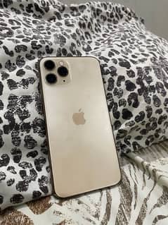 iphone 11 pro  (FU) 10/10 condition.