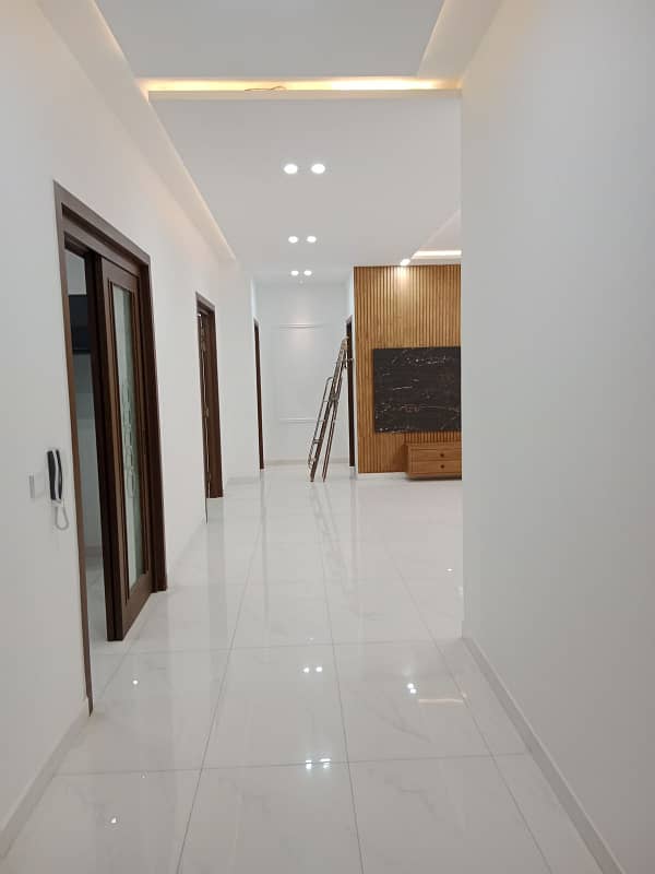 1 Kanal upper portion available of rent 2