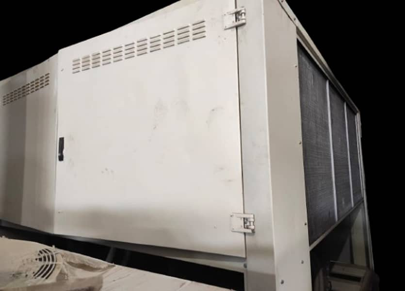 Air Cooled Chiller 60 Ton (Aermec) 5