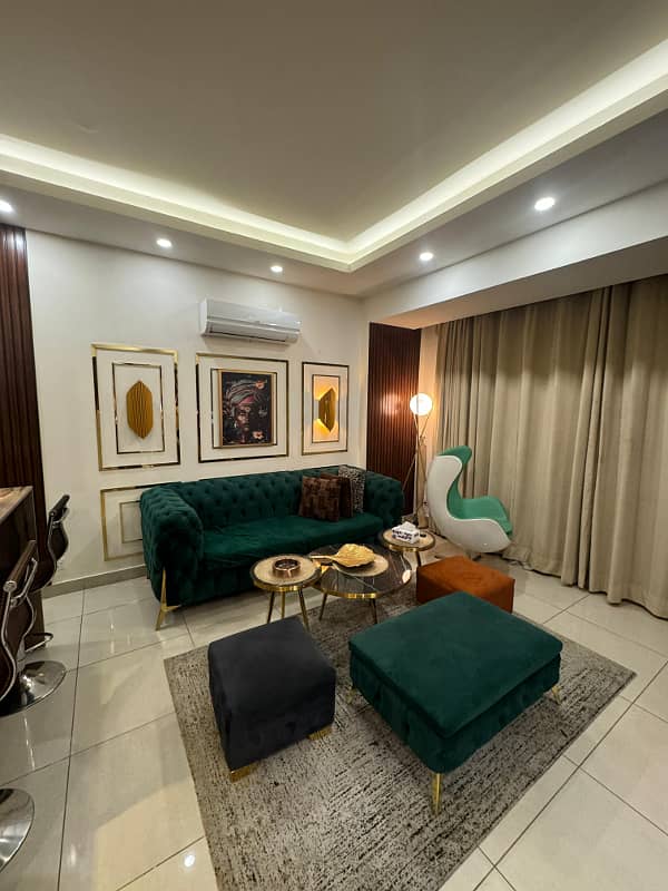 One bedroom luxury apartment on daily 14