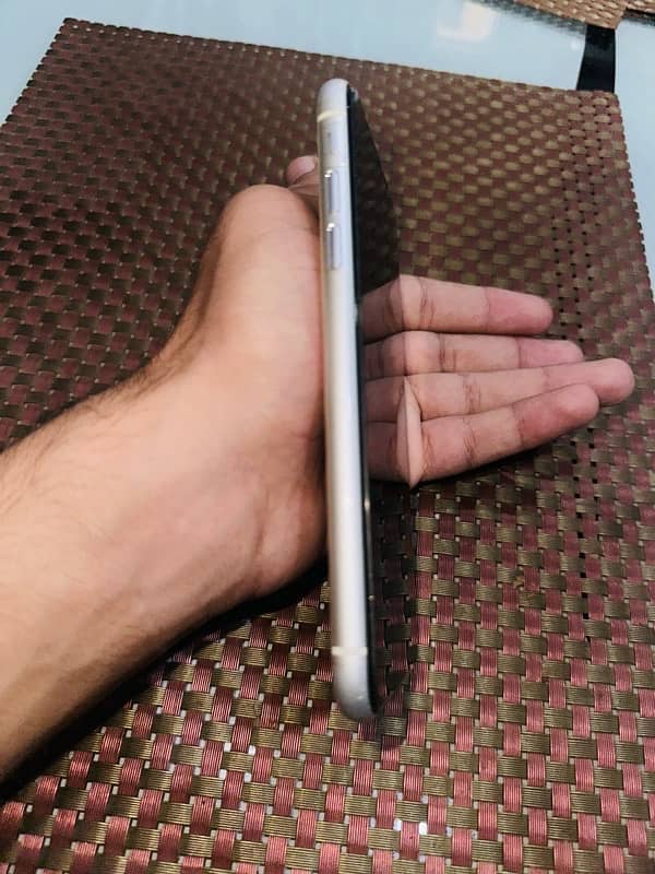 iphone xr non pta LLA model 3