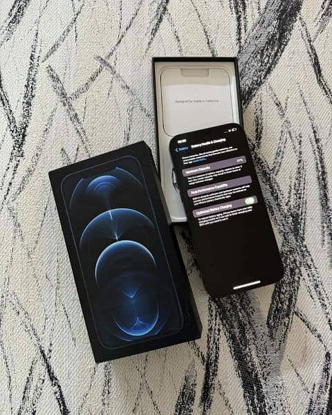 iphone 12 pro max jv sim 256gbcontact to 03073909212 WhatsApp 4