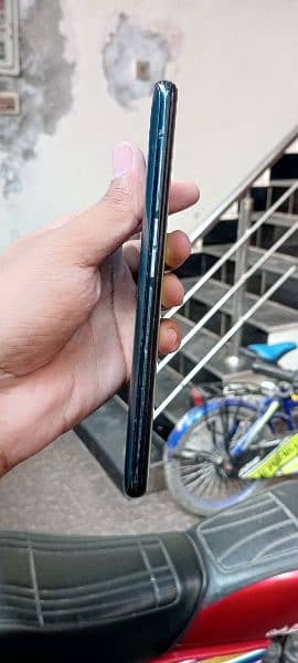 Oppo reno 2f 8/128 pta approved 3