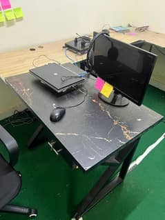 Office/Computer Table 10/10 Condition