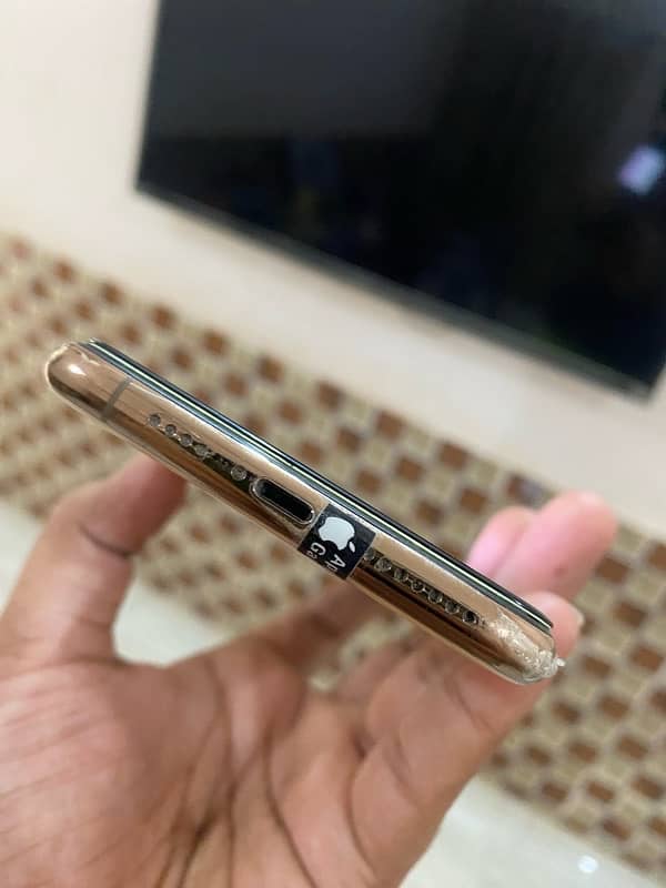 iphone 11 pro max 64gb Factory unlock 4