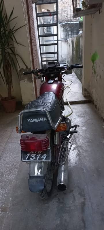 Yamaha yb 100 2