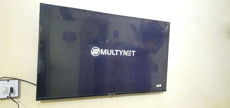 Multynet 43 inches borderless android led good condition 0