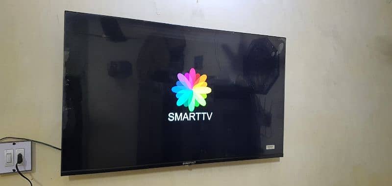 Multynet 43 inches borderless android led good condition 1