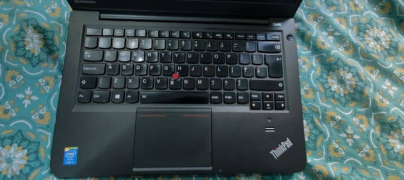 Lenove Thinkpad S440 core i5-4 generation  4/512 5