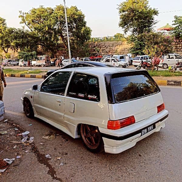 Daihatsu Charade 1988 9