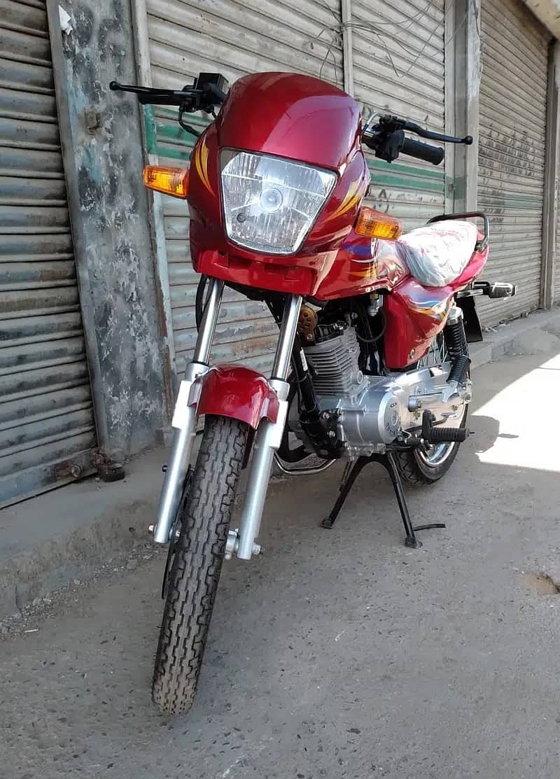 Super Star 125 Deluxe | Disc Brake, Fuel Guage & 5 Gears | Ahsan Autos 4