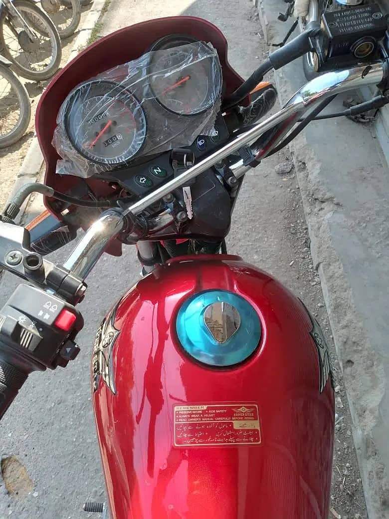 Super Star 125 Deluxe | Disc Brake, Fuel Guage & 5 Gears | Ahsan Autos 8