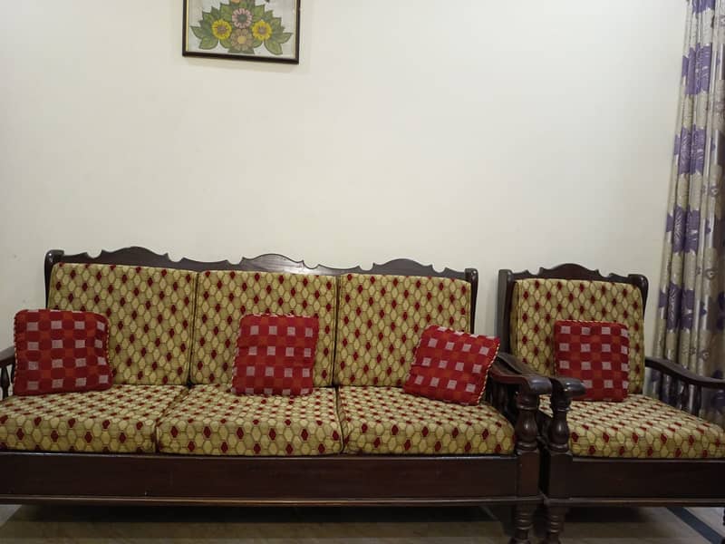 Sofa set with chairs 2