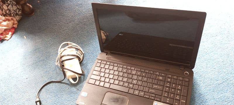 Toshiba Satellite Laptop, i3, Ram 8GB, with 500gb HDD, Call Now 0