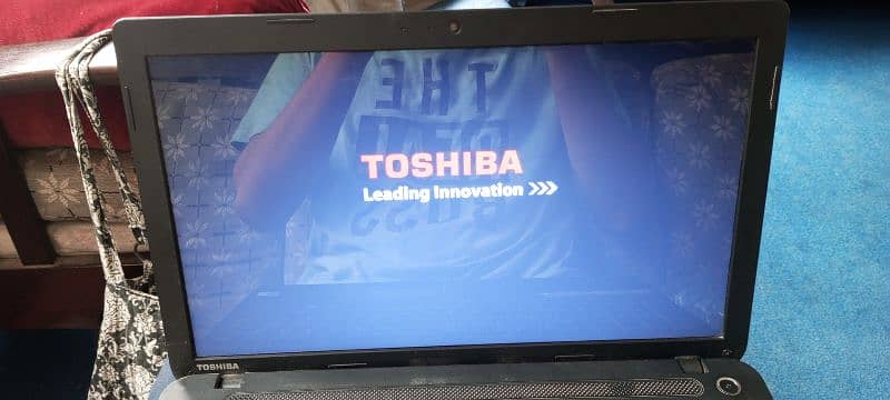 Toshiba Satellite Laptop, i3, Ram 8GB, with 500gb HDD, Call Now 3