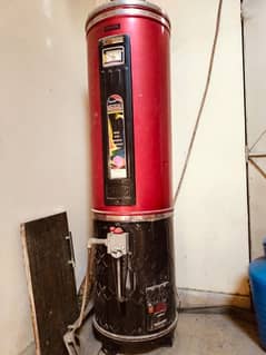 Geyser 35 gallon good condition