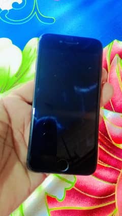 I phone 8 in mint condition 64 GB