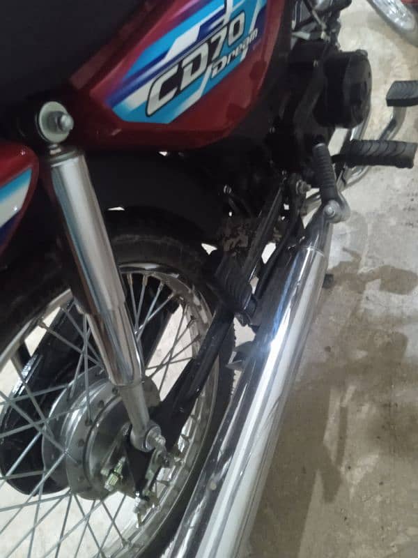 brand new bike 1300 km use hy 1