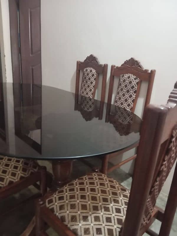 6 seater Dining table (for sale) 2