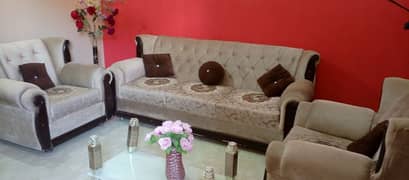 5 seater sofa set condition like new