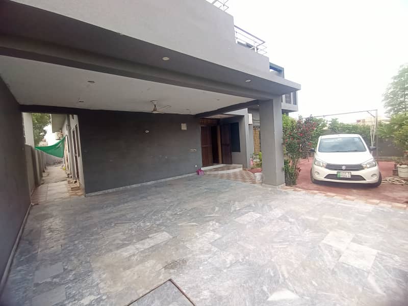 1 Kanal Double Story House For sale in Chinar Bagh Raiwind Road Lahore 1