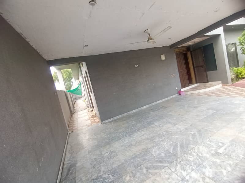 1 Kanal Double Story House For sale in Chinar Bagh Raiwind Road Lahore 3