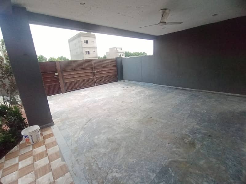 1 Kanal Double Story House For sale in Chinar Bagh Raiwind Road Lahore 6