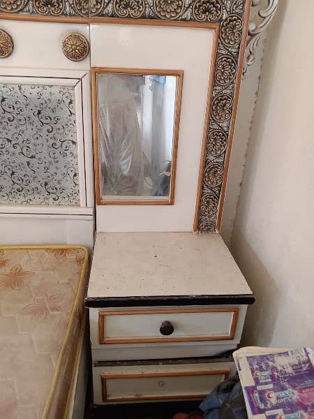 double bed / side table / a dressing table /mattress 2