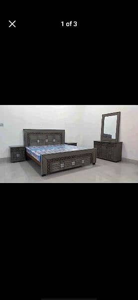 Big King Bed 17000. Side tabel 6000,Dressing13000. whatsapp 03140468141 9